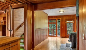 44072 Anderson Ln, Astoria, OR 97103