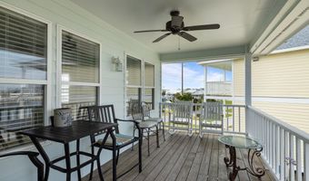 108 N Kinston Ave, Atlantic Beach, NC 28512