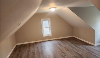 1920 17th St SW, Akron, OH 44314