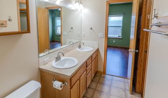 1738 N Black Locust Ct, Andover, KS 67002