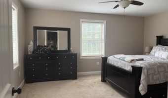 102 Beckman Dr, Altoona, PA 16602