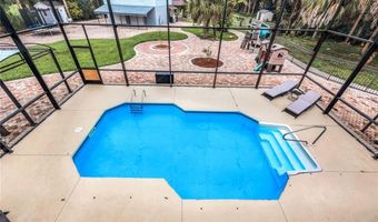 561 2nd NE St, Naples, FL 34120