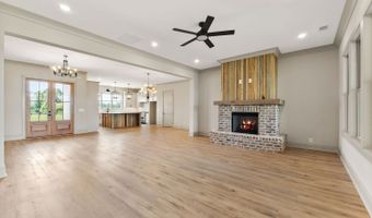 272 Community House, Barnesville, GA 30204
