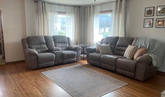 1309 E Elm St, Algona, IA 50511