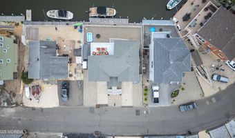 240 Fernwood Dr, Bayville, NJ 08721