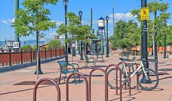 5975 Dover St, Arvada, CO 80004