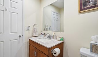 1016 Longboat Ave, Beachwood, NJ 08722