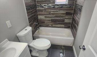 1827 MCCULLOH St, Baltimore, MD 21217