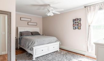 123 Lasalle Dr, Bangor, ME 04401