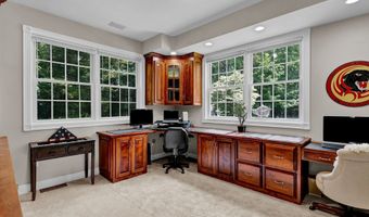 18 Cedar Spring Rd, Burlington, CT 06013