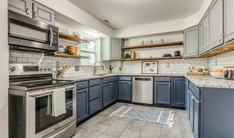3609 Dana Dr, Bartlesville, OK 74006