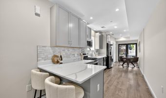 2016 4TH St NE 1, Washington, DC 20002