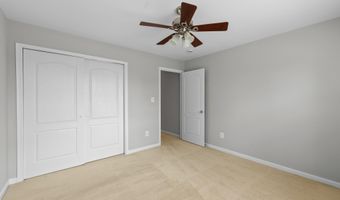 19608 EDGEMONT Sq, Ashburn, VA 20147
