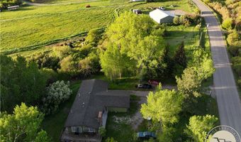 21 Old Boulder Rd, Big Timber, MT 59011