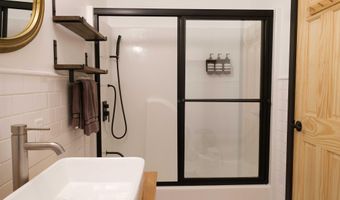 260 Gladstone Hollow Rd, Andes, NY 13731