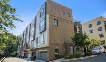 120 CAMBRIA Walk, Alexandria, VA 22304