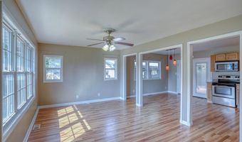 44 W INNER Cir, Dover, DE 19904