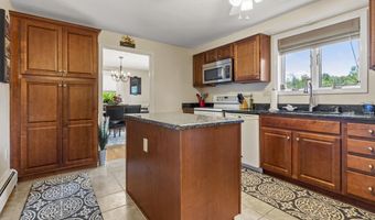 479 Donald St, Bedford, NH 03110
