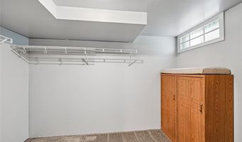 300 S Oak St, Anamosa, IA 52205