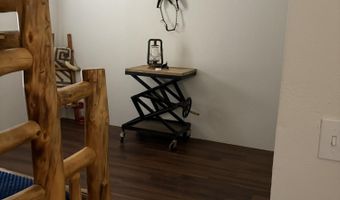 42650 N Wayne Rd, Ash Fork, AZ 86320