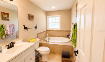9390 NE 16TH Ter, Anthony, FL 32617