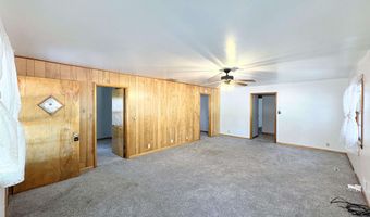 1326 S C St, Arkansas City, KS 67005