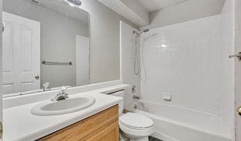 185 N 50 W, Centerville, UT 84014
