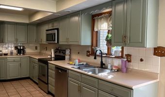 3414 Gwin Rd, Altoona, PA 16601