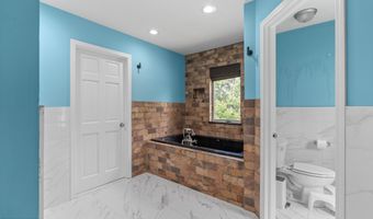 2262 Allenwood Rd, Allenwood, NJ 08720