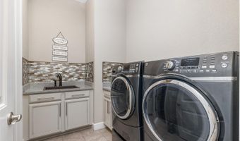 8852 Flattop St, Arvada, CO 80007