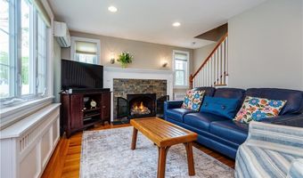 42 Grasslands Rd, East Greenwich, RI 02818