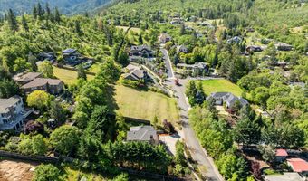 168 Sunnyview St, Ashland, OR 97520