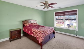 449 Montgomery St, Bayville, NJ 08721