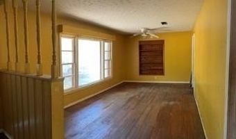 200 Morris Dr, Sulphur Springs, TX 75482
