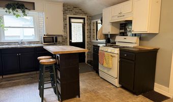 120 Bent Oak Ave, Adrian, MI 49221