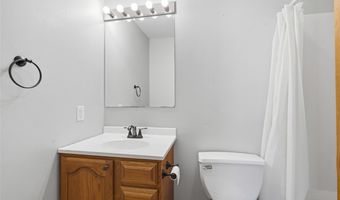 89 Cardinal Ave, Atkins, IA 52206