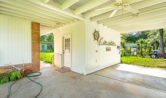 23 Adams St, Apalachicola, FL 32320