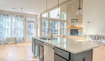 8040 Scenic Ridge Way, Ball Ground, GA 30107