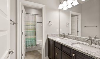 41062 LYNDALE WOODS Dr, Aldie, VA 20105