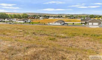 5581 Malheur River St, Ammon, ID 83406