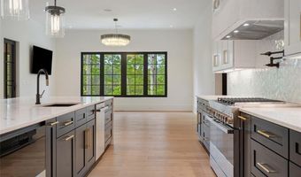 245 Traditions Dr, Alpharetta, GA 30004