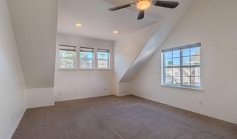 246 9th St Aly, Ashland, OR 97520