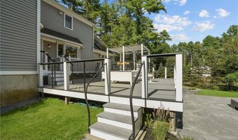 37 Dye Hill Rd, Hopkinton, RI 02832