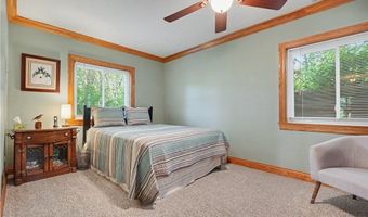 2216 N Medina Line Rd, Akron, OH 44333