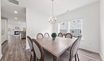 21 AURORA Cir, Barnegat, NJ 08005