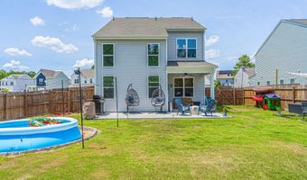 59 Walkabout Dr, Aberdeen, NC 28315