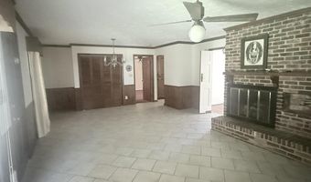100 Lakeland Dr, Bennettsville, SC 29512