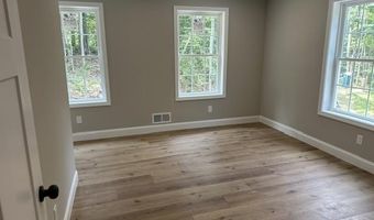 173 Suncook Valley Rd, Alton, NH 03809