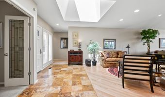 3276 W Hillcrest Ln, Boise, ID 83705