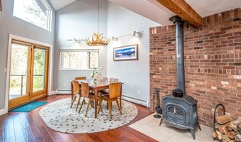 9 Top Notch Rd, Bartlett, NH 03812